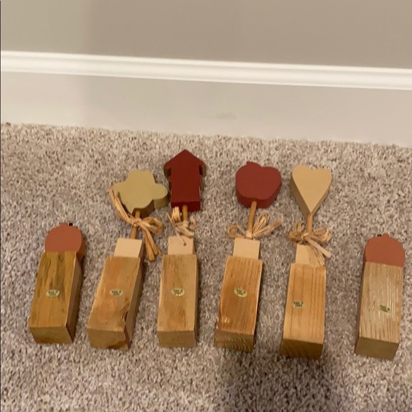 Give Thanks Farmhouse Decor - Picture 6 of 6